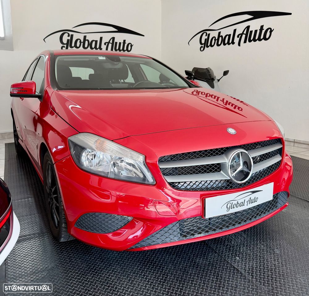 Mercedes-Benz A 180 d BlueEFFICIENCY Edition Style - 1