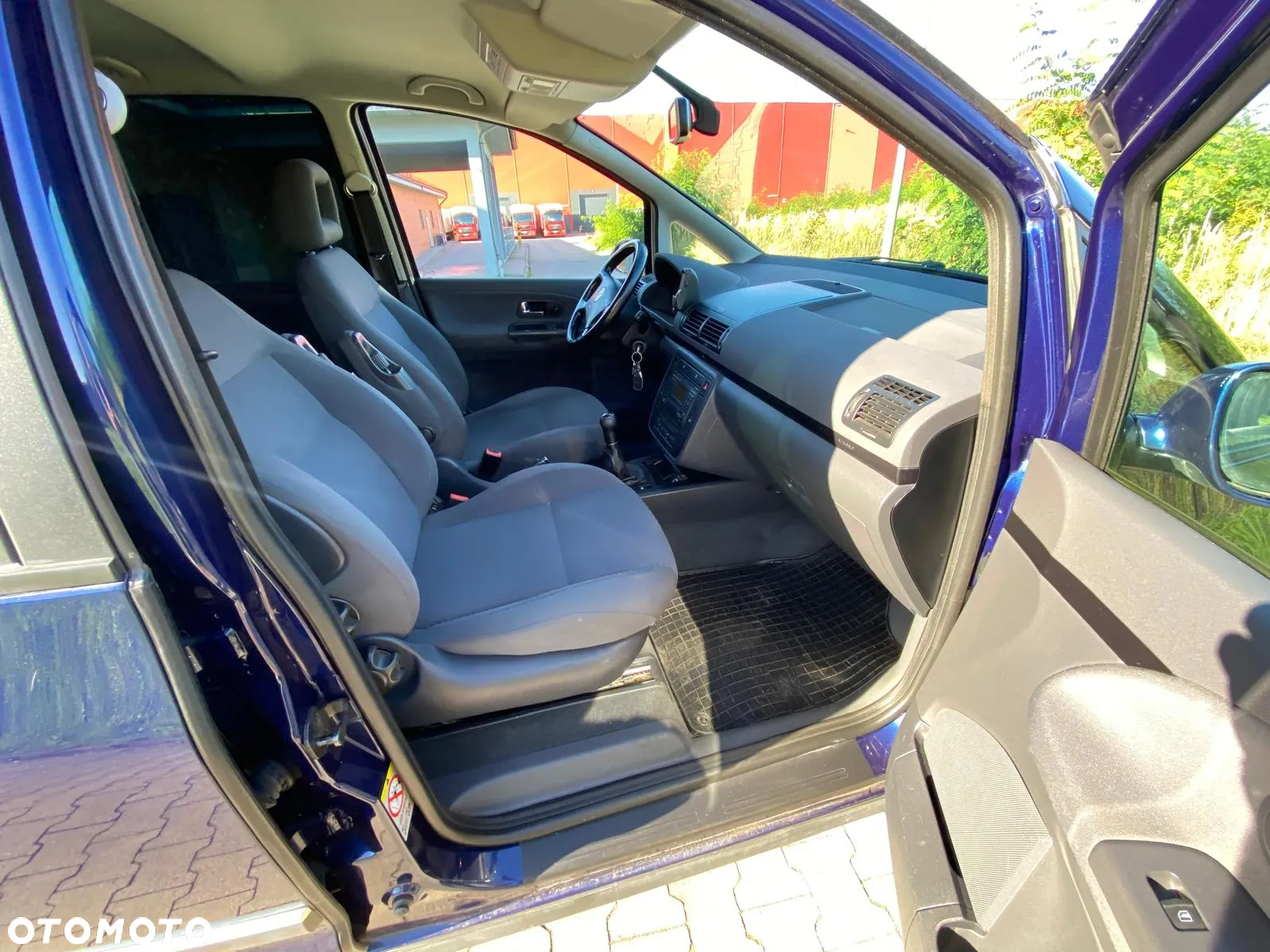 Volkswagen Sharan - 21