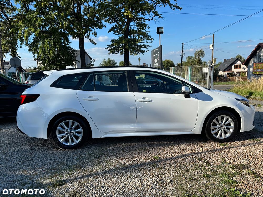 Toyota Corolla - 12