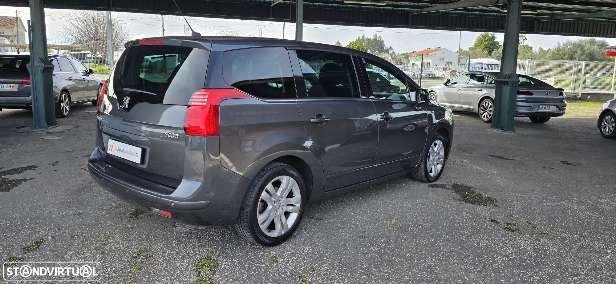 Peugeot 5008 2.0 HDi Executive JLL17 - 8