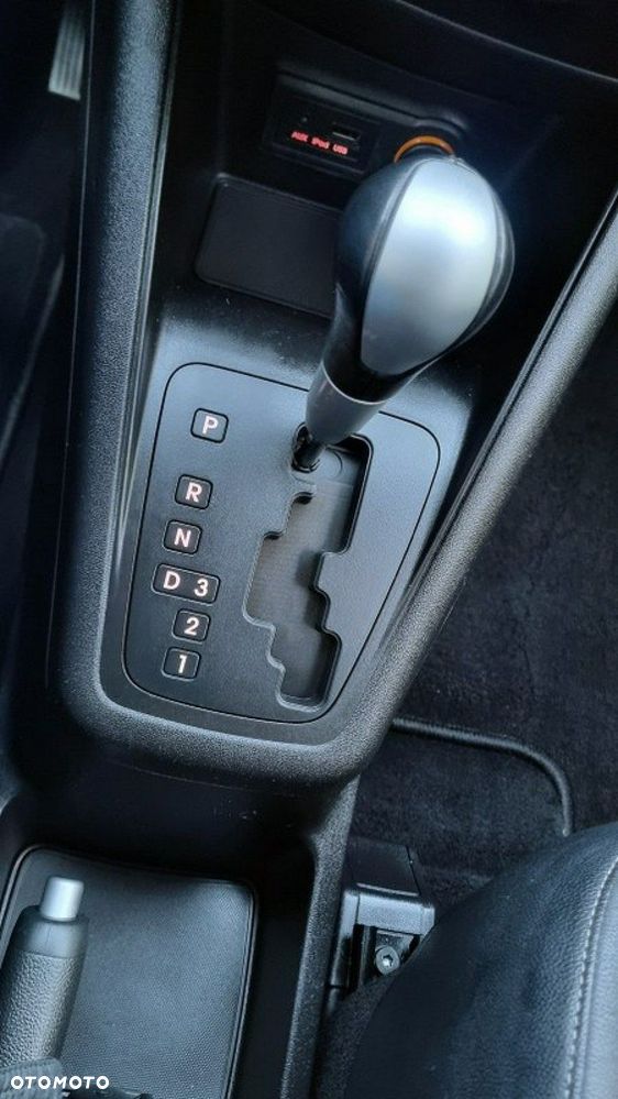 Kia Venga - 16