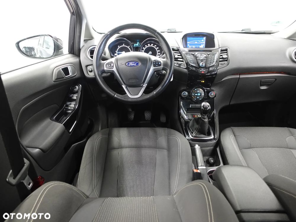 Ford Fiesta 1.5 TDCi Celebration - 29