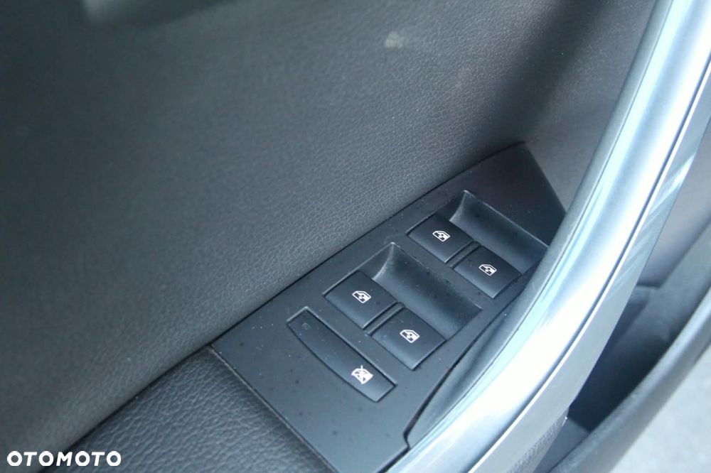 Opel Astra - 30