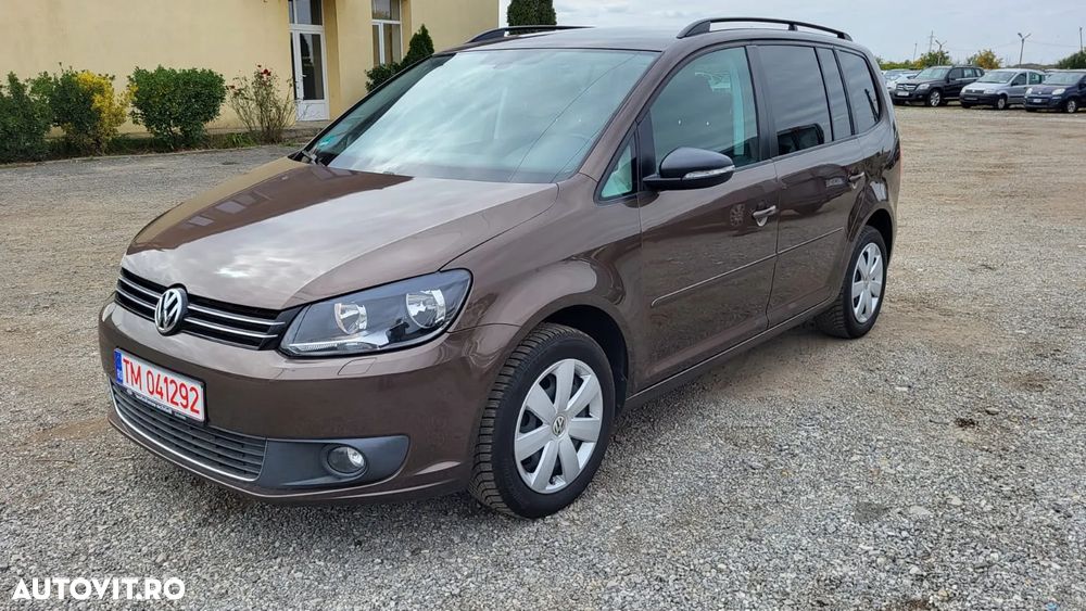 Volkswagen Touran - 1