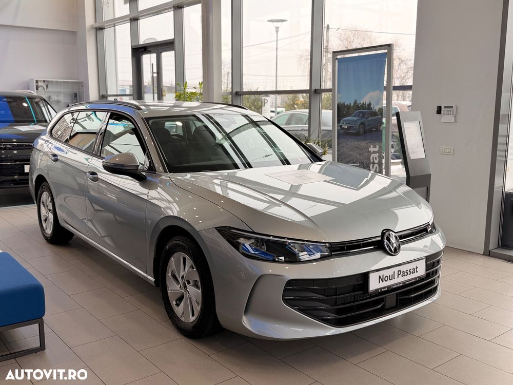 Volkswagen Passat 1.5 eTSI DSG MHEV Base - 1