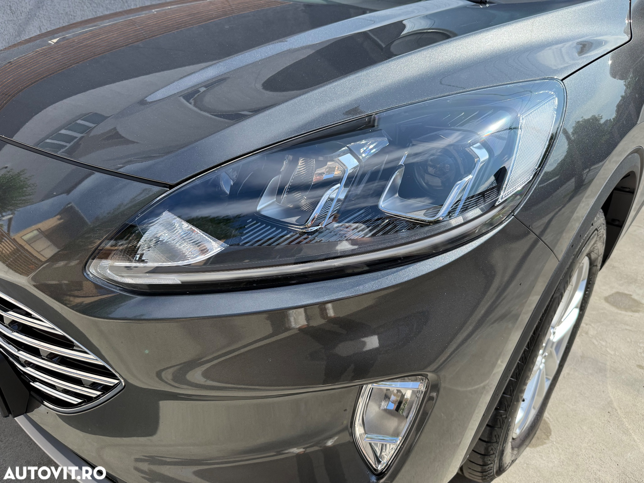 Ford Kuga 2.5 Duratec FHEV AWD Titanium - 10