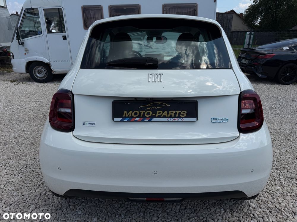 Fiat 500e - 10