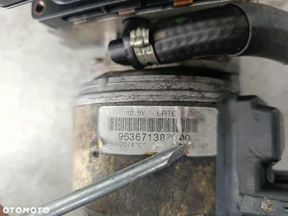 POMPA ZAWIESZENIA CITROEN C5 II 5002074  963671388000 GATE  2.0 HDI - 8