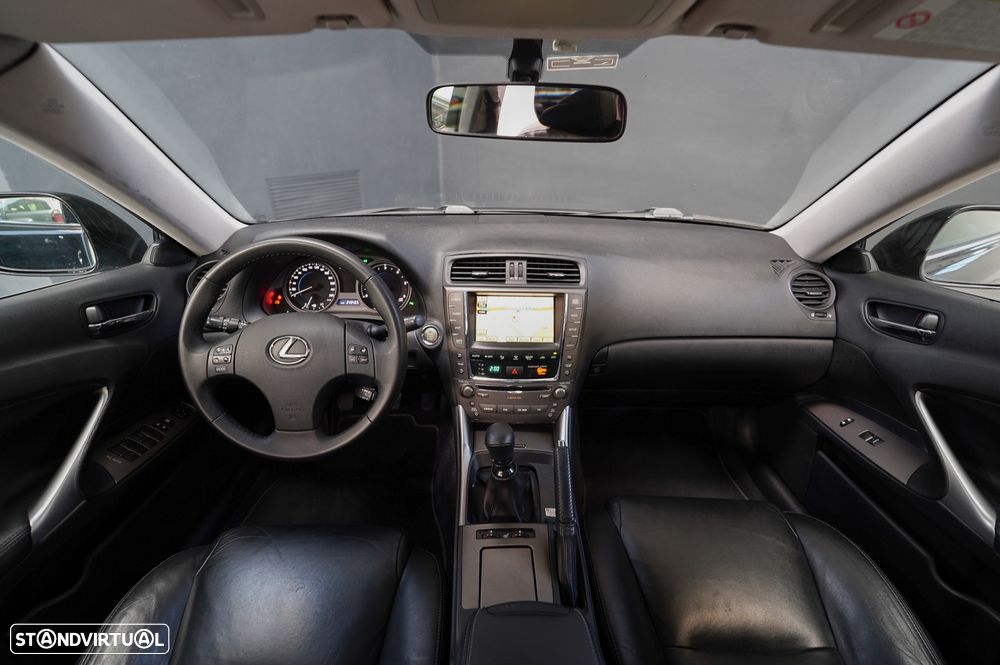 Lexus IS 220 d P.Executive 2G - 10
