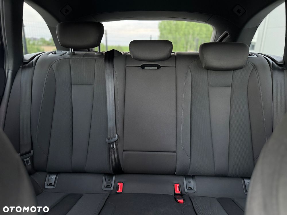 Audi A4 Avant - 17