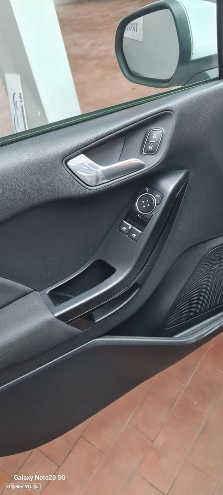 Ford Fiesta 1.0 EcoBoost Active - 16