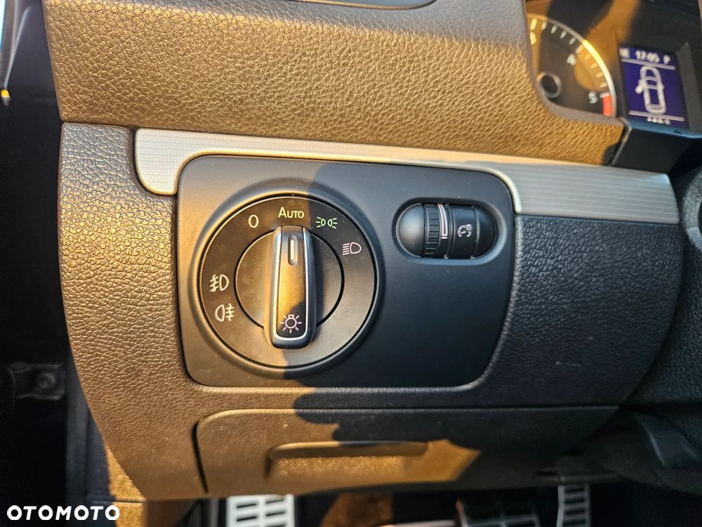 Volkswagen Scirocco - 27