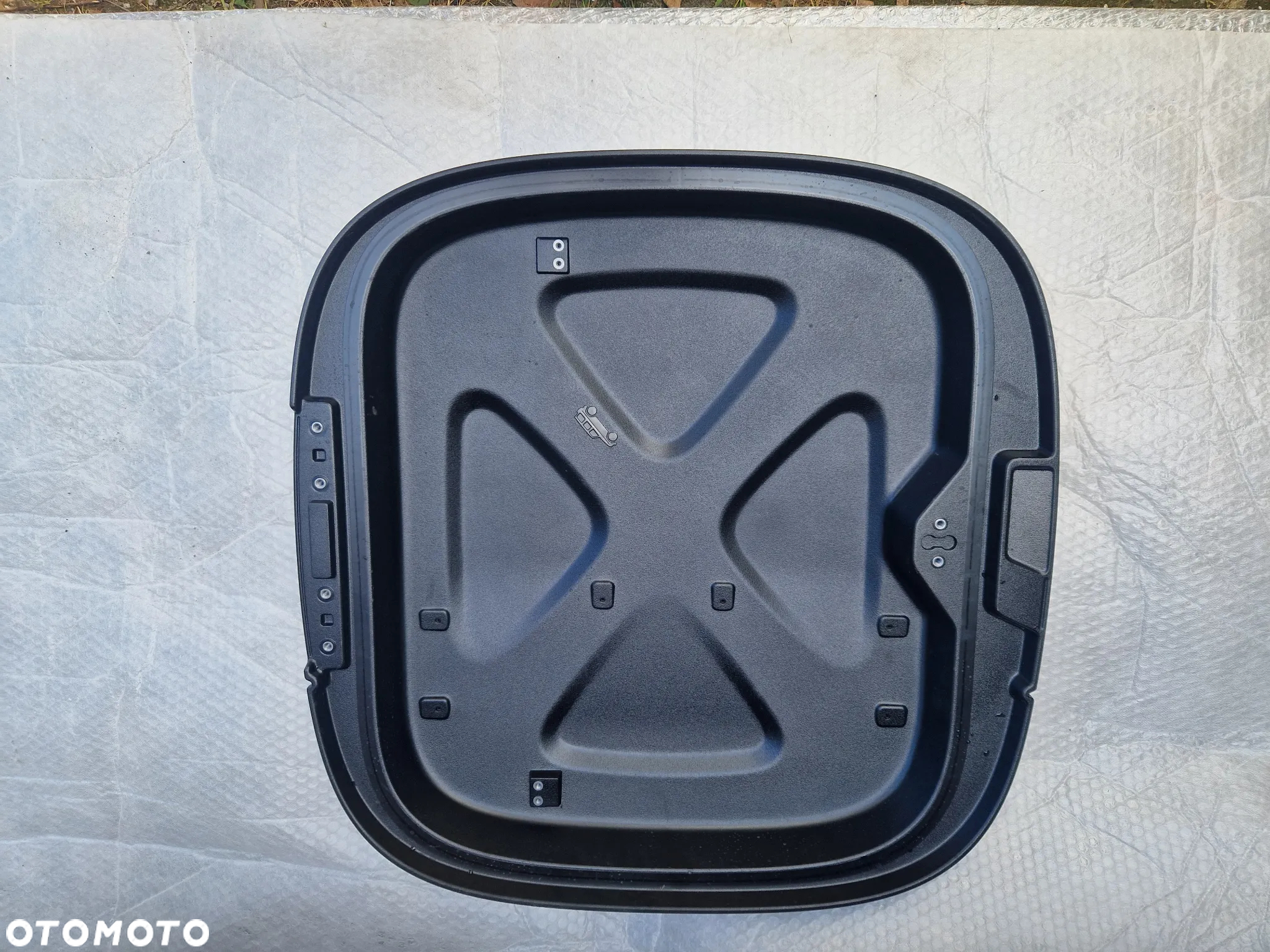 Mercedes G-Klasa EQG osłona koła zapasowego przewodu ładowarki - 8