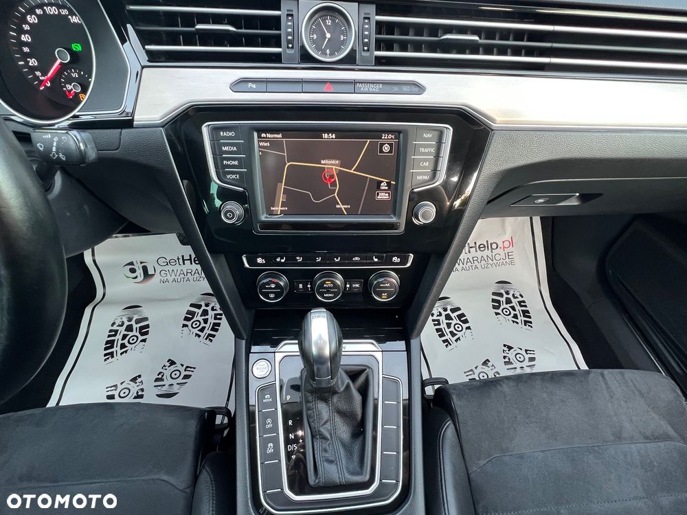 Volkswagen Passat Variant 2.0 TDI SCR 4Motion DSG Highline - 33