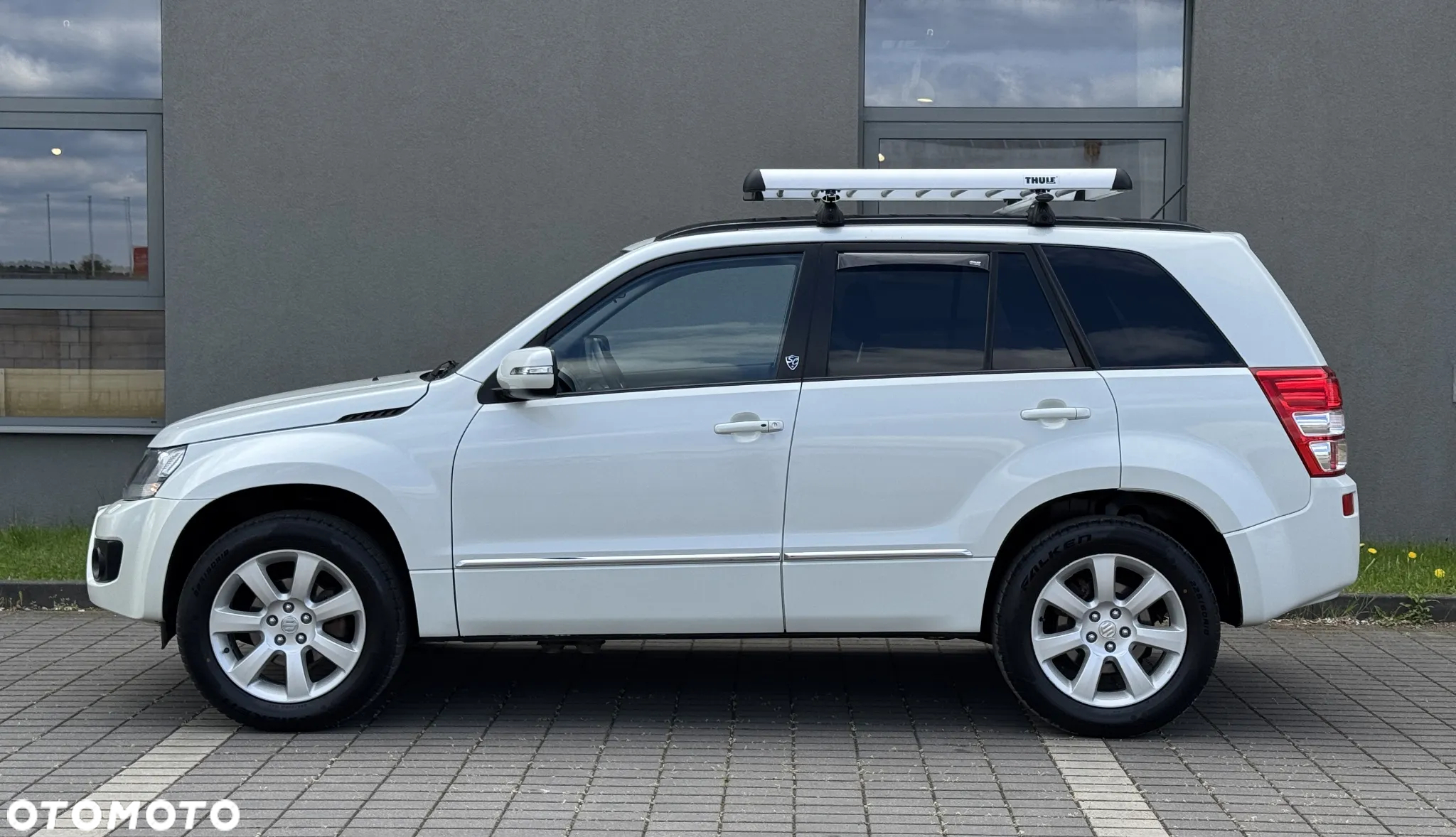 Suzuki Grand Vitara 2.4 Premium EU5 - 6