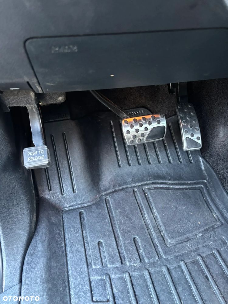 Jeep Grand Cherokee 5.7 V8 HEMI 4WD Automatik Overland - 28