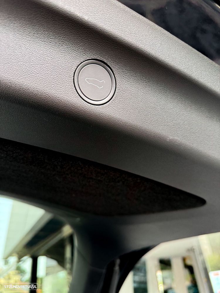 Tesla Model Y Long Range Tração Integral - 17