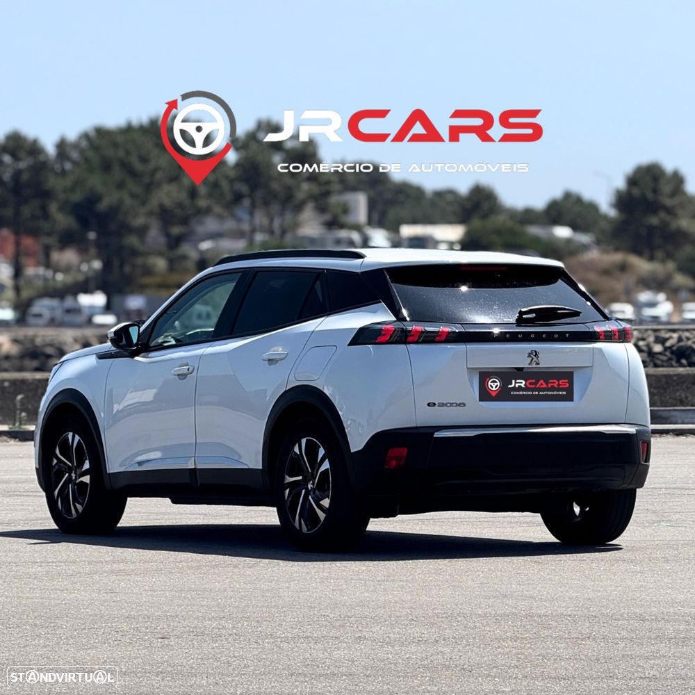 Peugeot e-2008 Allure Pack - 4