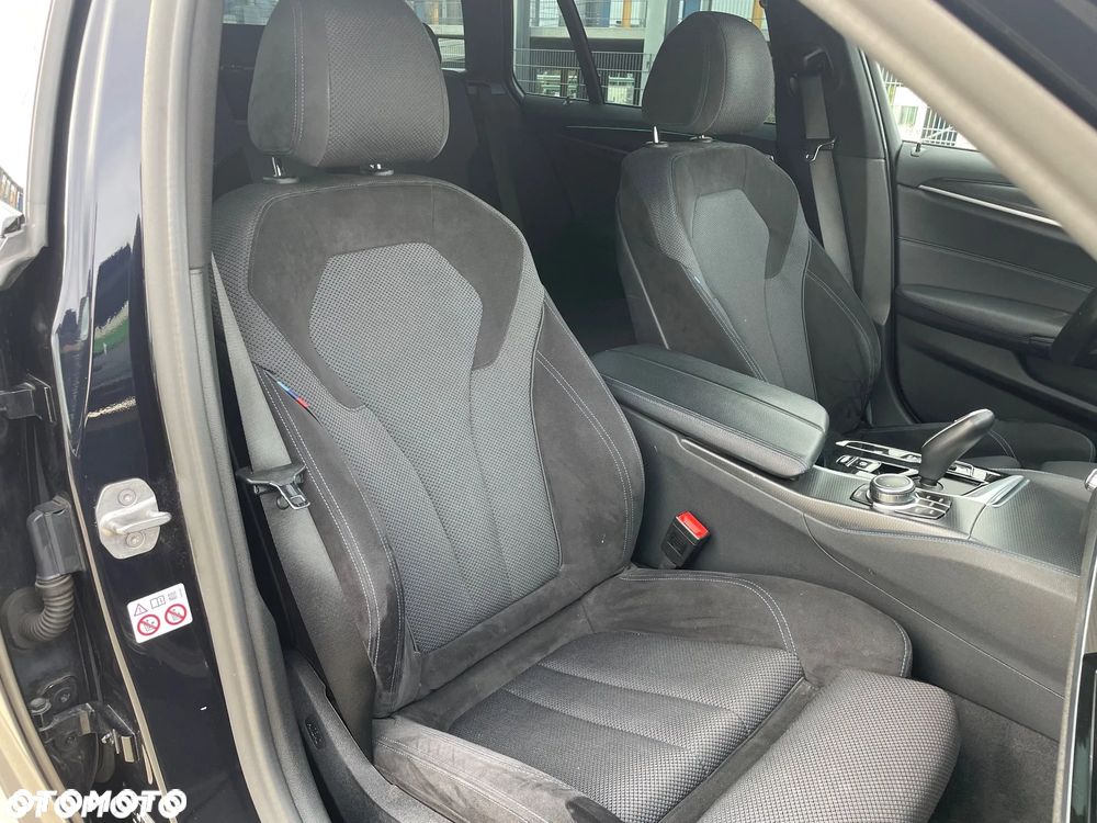 BMW Seria 5 530e M Sport sport - 25