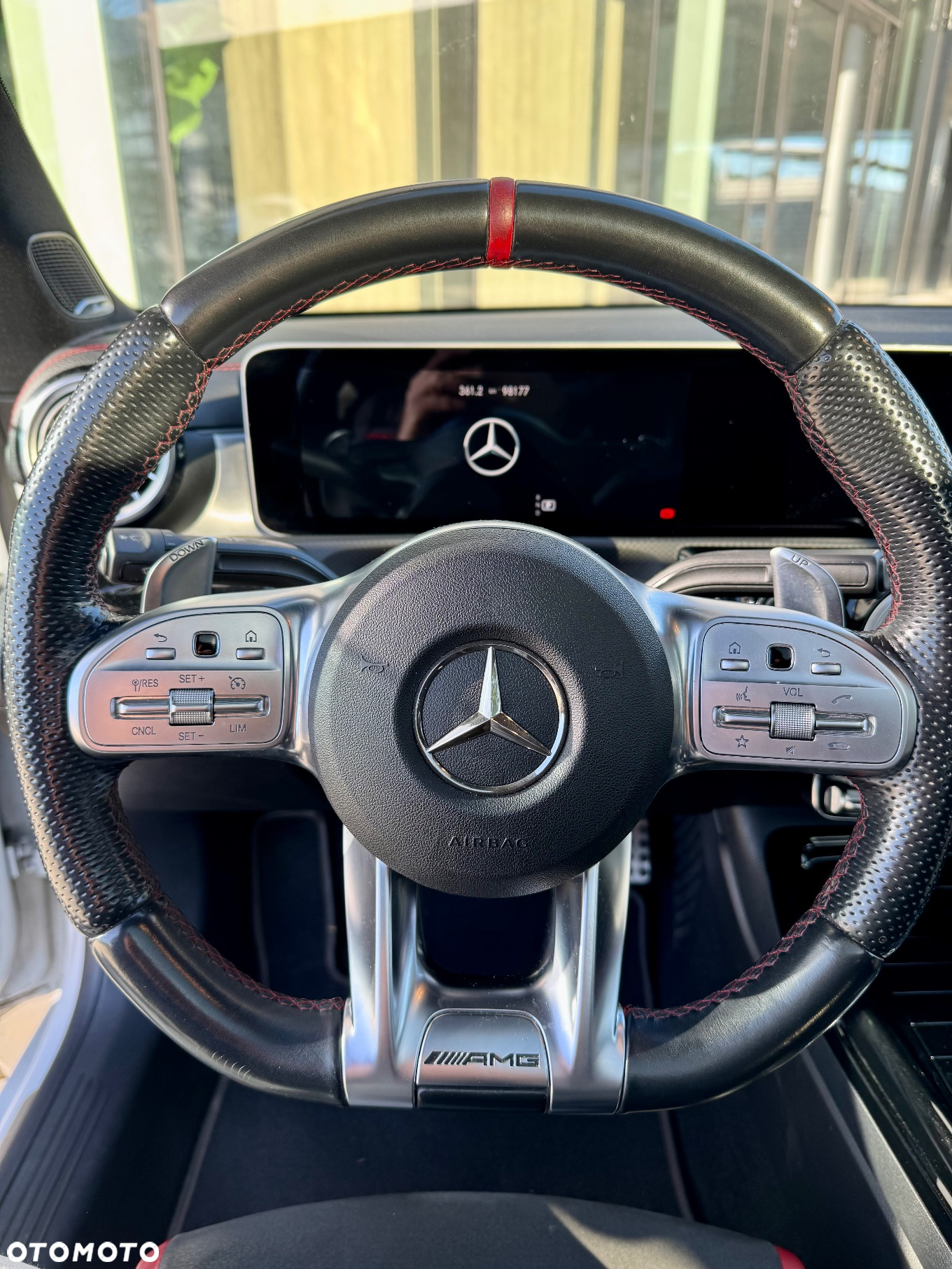 Mercedes-Benz CLA AMG 35 4-Matic 7G-DCT - 17