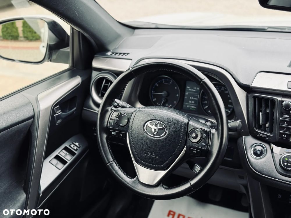 Toyota RAV4 2.0 D-4D 4x2 Start-Stop Comfort - 24