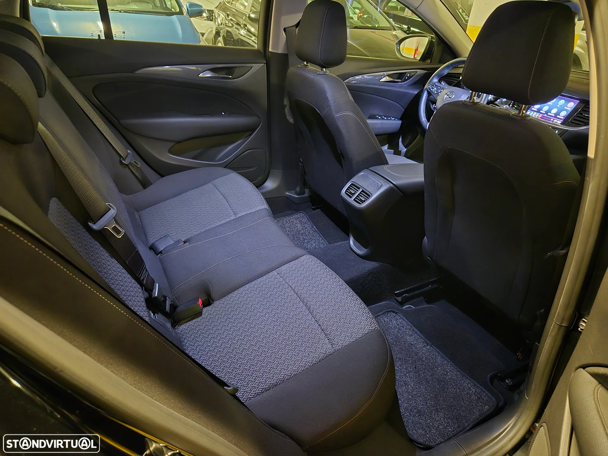 Opel Insignia Grand Sport 1.6 CDTi Dynamic - 13