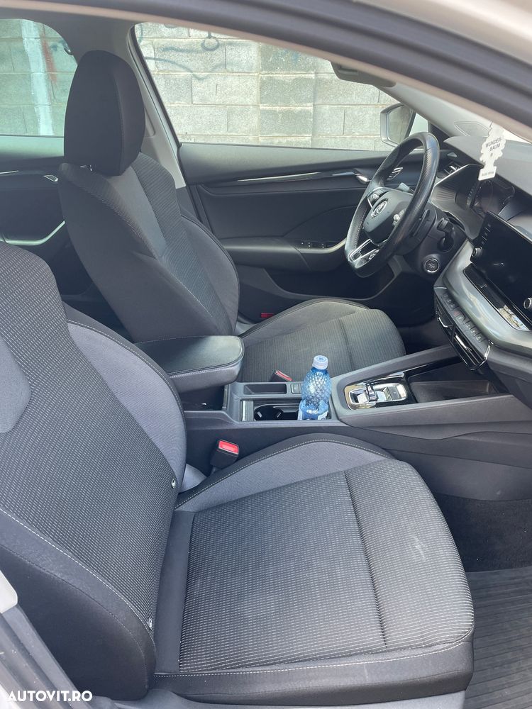 Skoda Octavia 2.0 TDI DSG Ambition - 11
