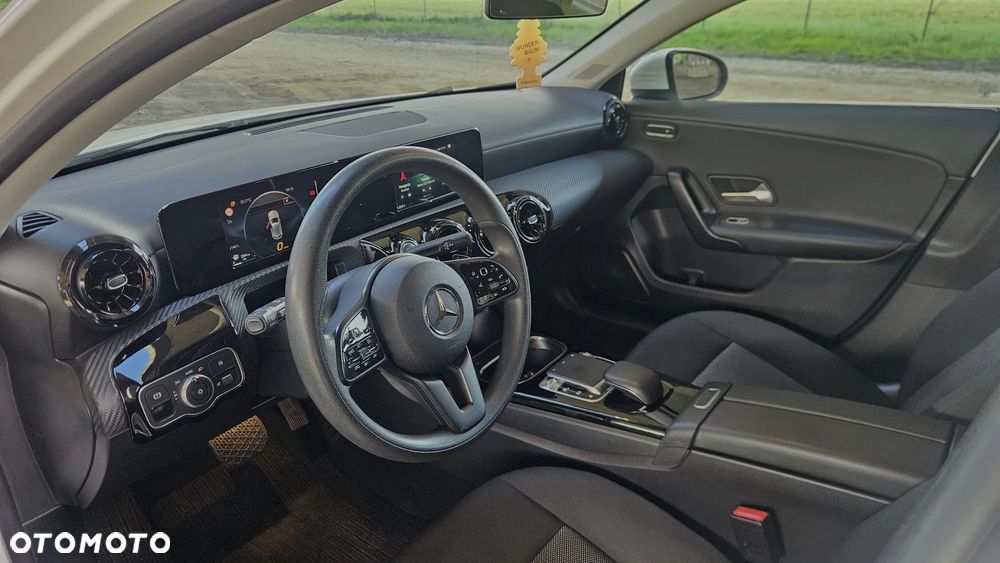 Mercedes-Benz Klasa A 180 d 7G-DCT Progressive - 16