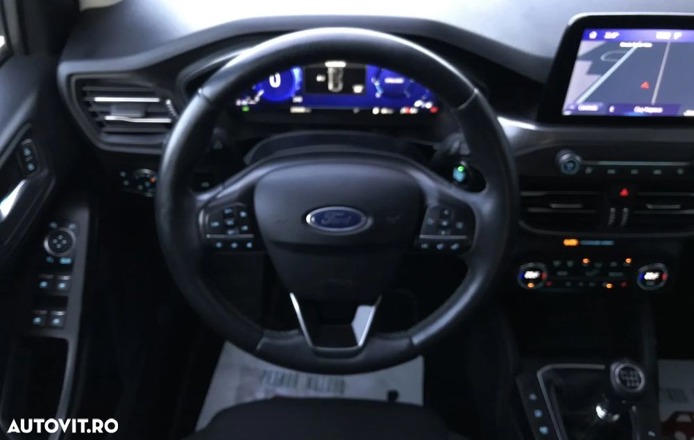 Ford Focus 1.5 EcoBlue Titanium X - 17