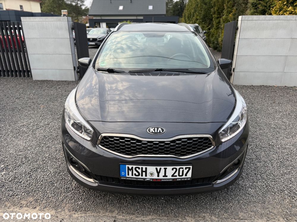 Kia Ceed 1.4 CVVT Dream-Team Edition - 3
