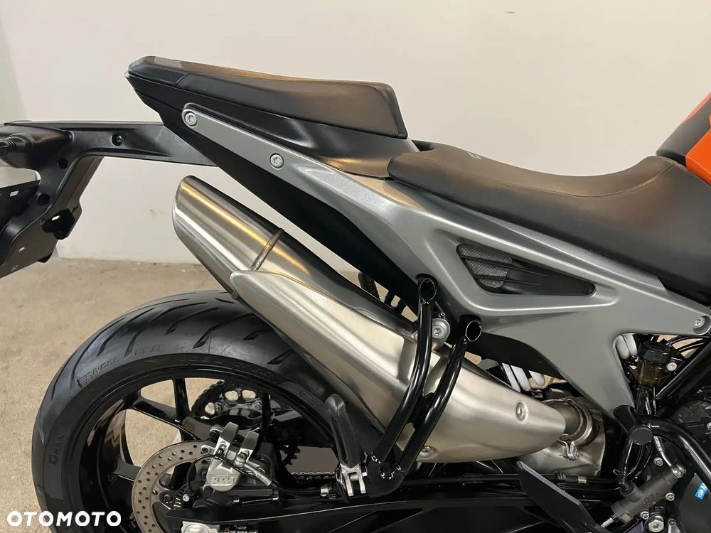 KTM Duke - 16