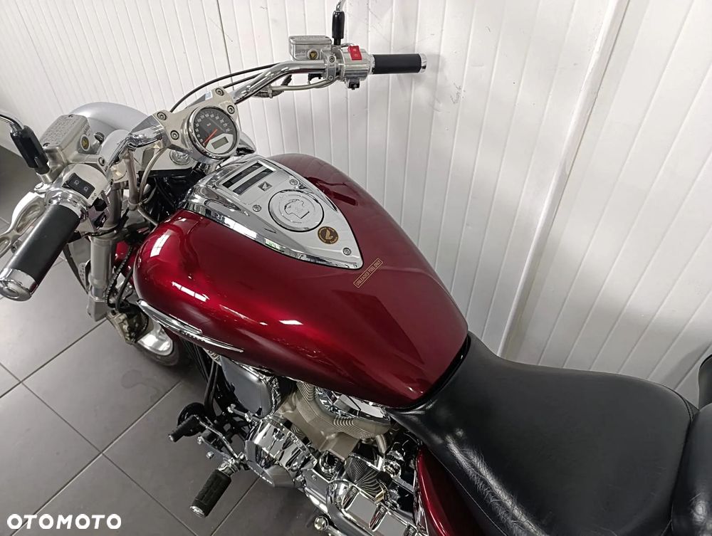 Honda VTX - 11