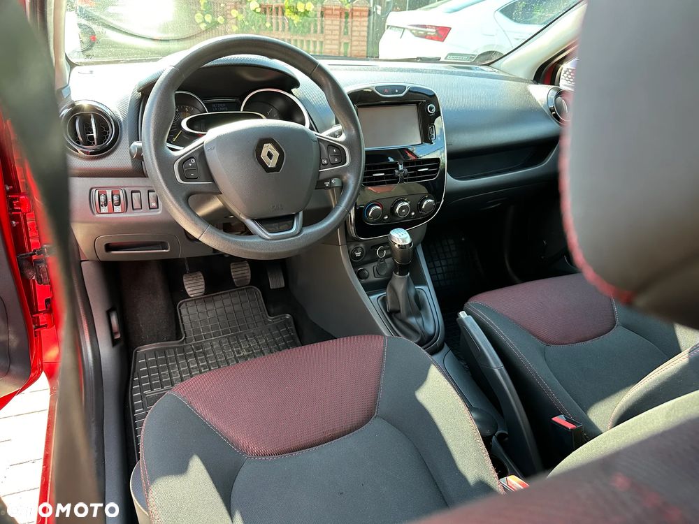 Renault Clio - 7