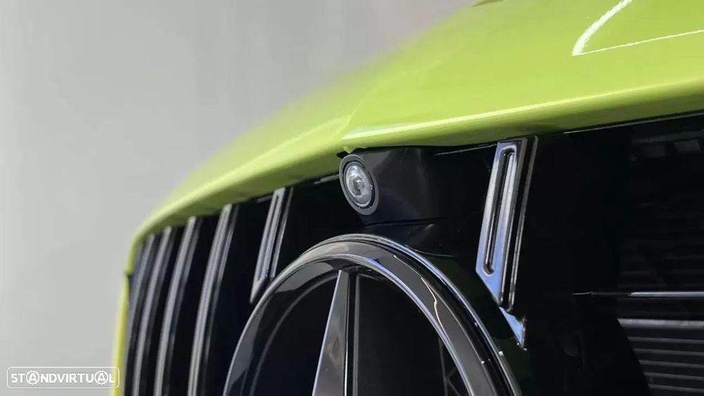 Mercedes-Benz C 63 AMG S - 8