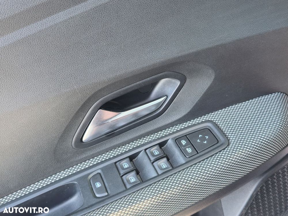 Dacia Logan TCe 90 MT6 Comfort - 13