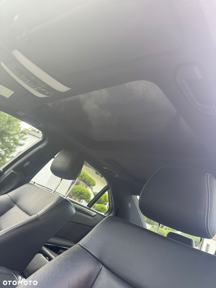 Mercedes-Benz Klasa E 350 CDI BlueEff Avantgarde - 37