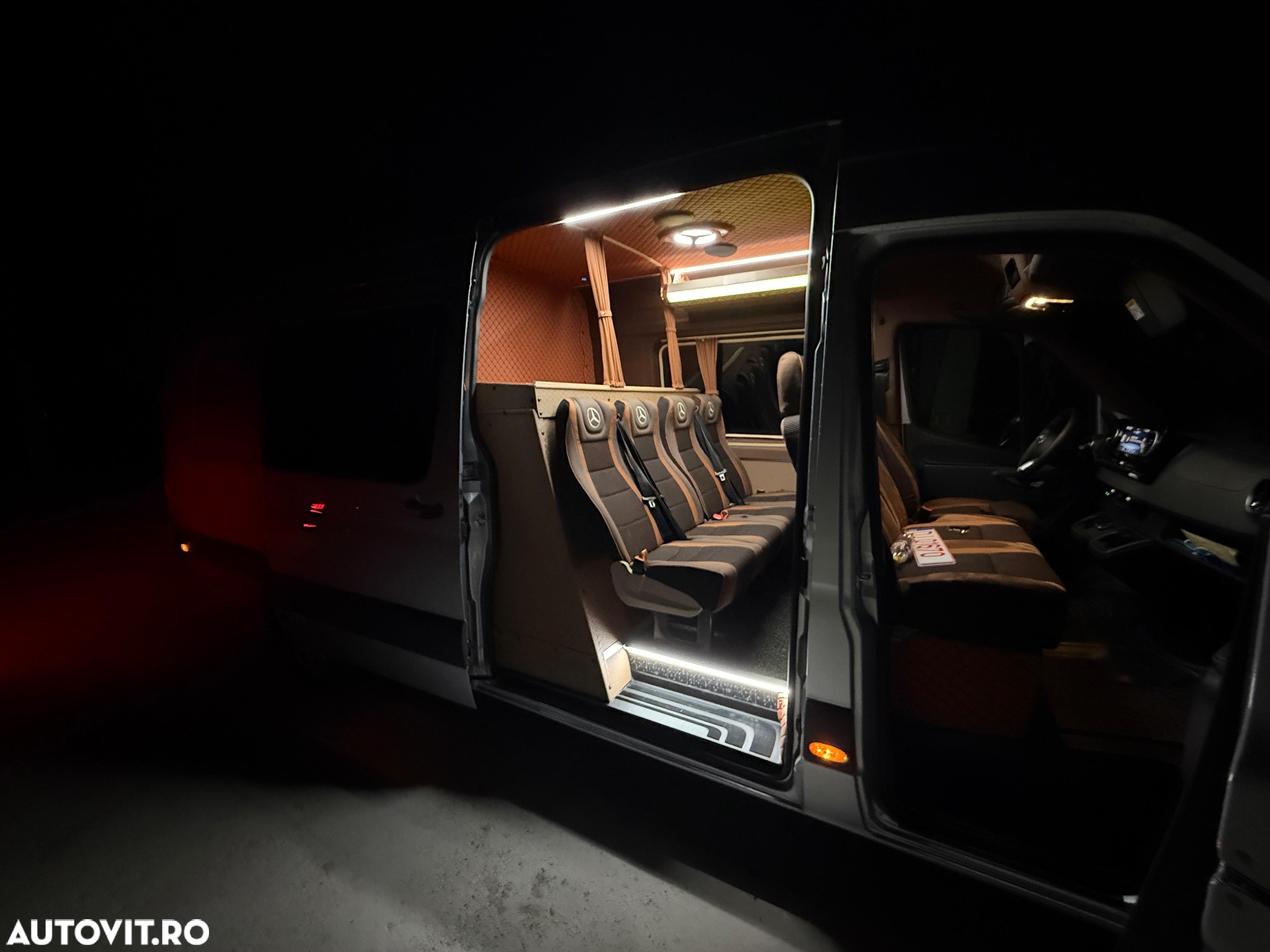 Mercedes-Benz Sprinter - 16