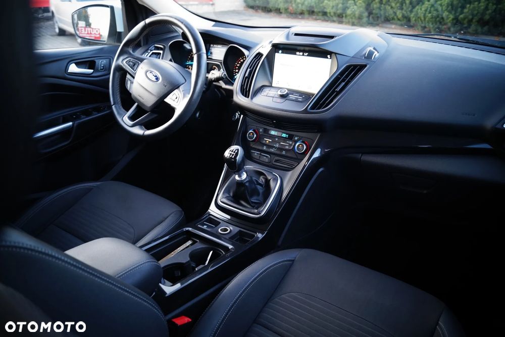 Ford Kuga 2.0 TDCi FWD Titanium Plus - 15