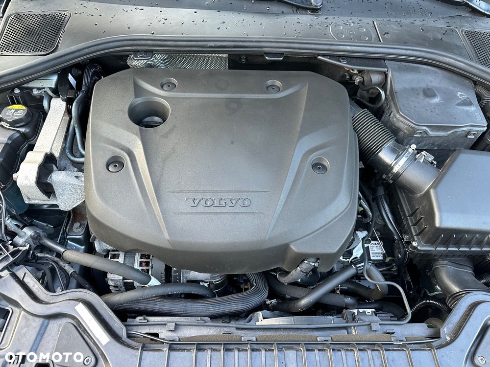 Volvo V60 D3 Geartronic Momentum - 36