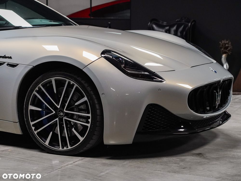 Maserati GranTurismo - 14