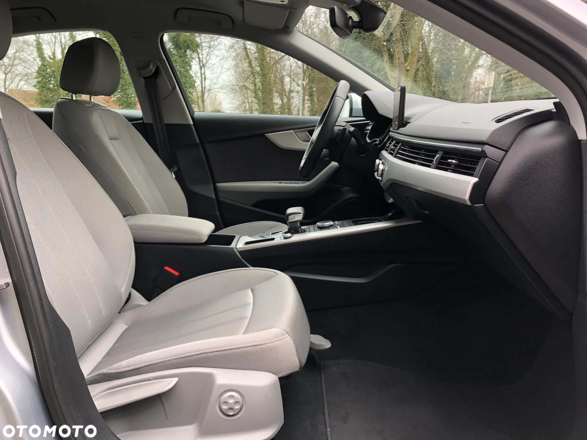 Audi A4 2.0 TDI S tronic - 10