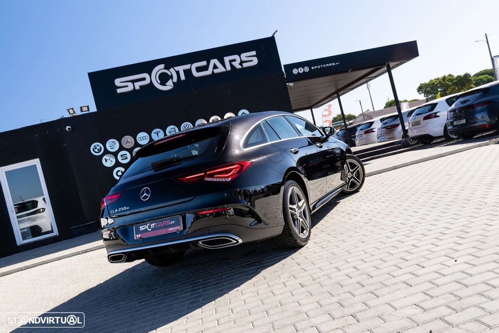 Mercedes-Benz CLA 250 e 8G-DCT AMG Line Advanced Plus — fotografia 9