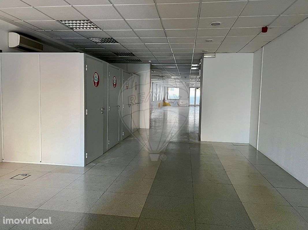 Escritório T0 para arrendamento - Grande imagem: 5/15