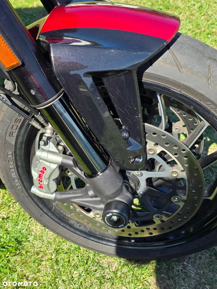 Ducati Diavel - 8