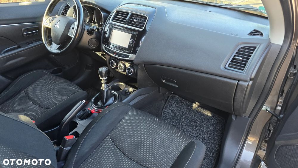 Mitsubishi ASX 1.8 DI-D 2WD Plus - 27