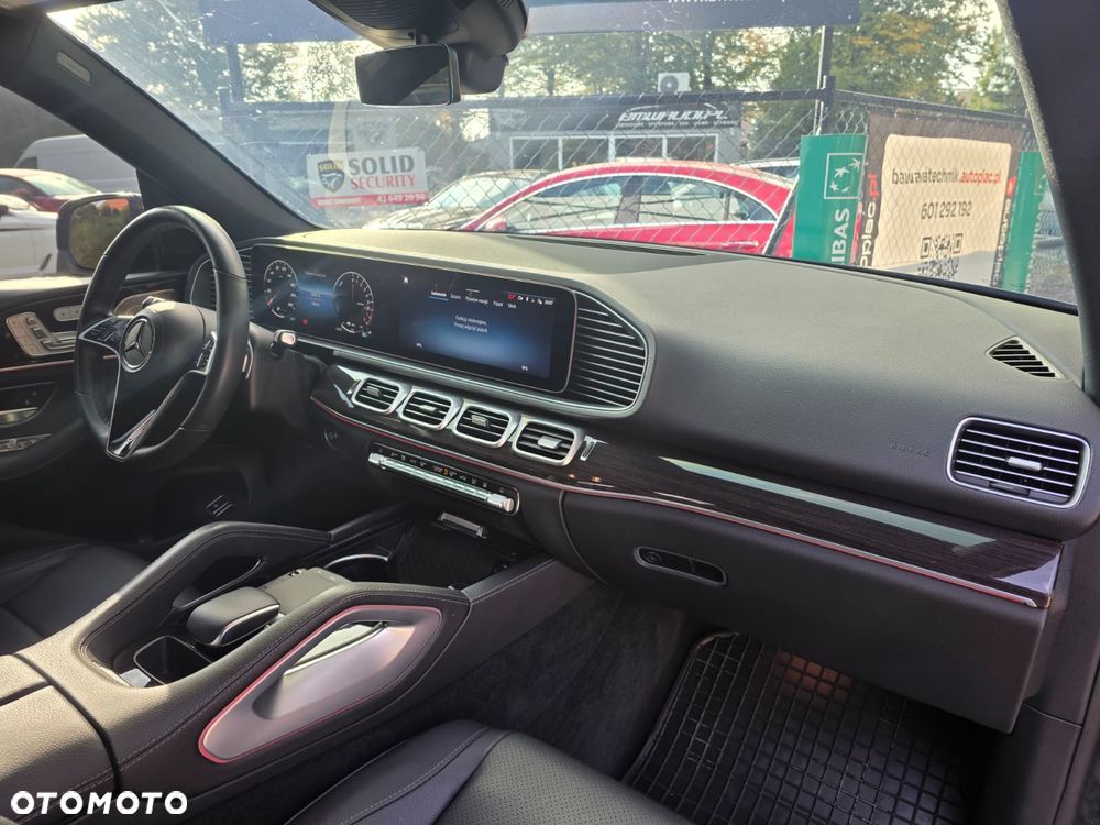 Mercedes-Benz GLE - 26