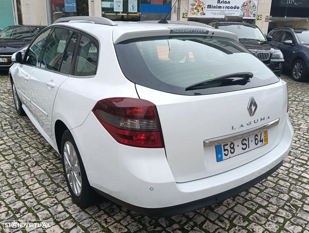 Renault Laguna Break 1.5 dCi Confort - 24