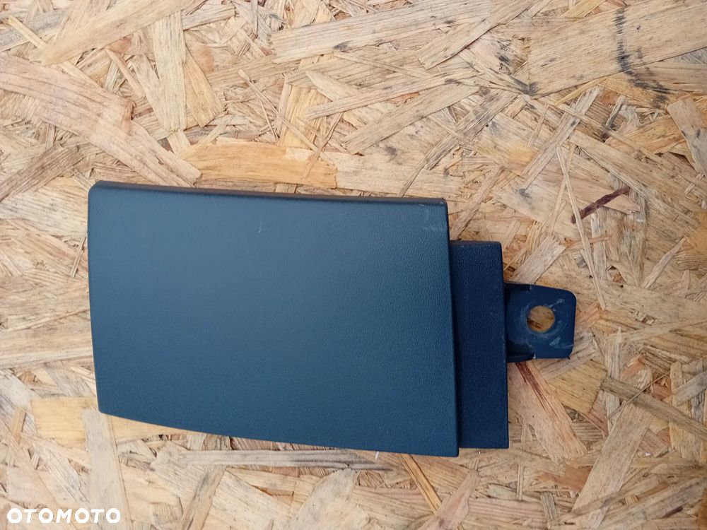 Mercedes Sprinter 907 910 Listwa boczna nakładka - prawa strona - 1