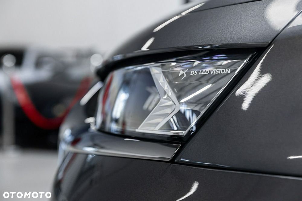 DS Automobiles DS 7 Crossback - 12