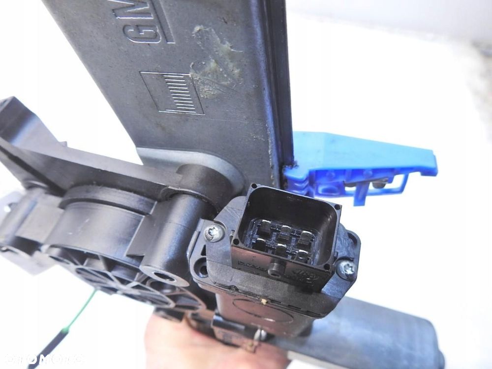 MECHANIZM PODNOŚNIK SZYBY PRAWY 6 PIN OPEL CORSA D 3D 72005001 - 3